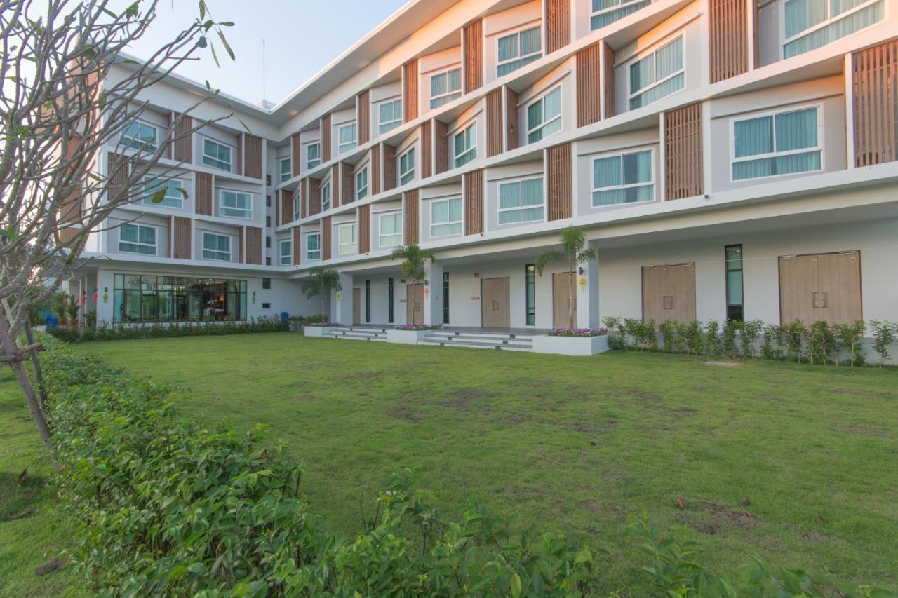 Donchan Grand Hotel Chiang Mai Luaran gambar